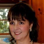 Stephanie Swisher headshot