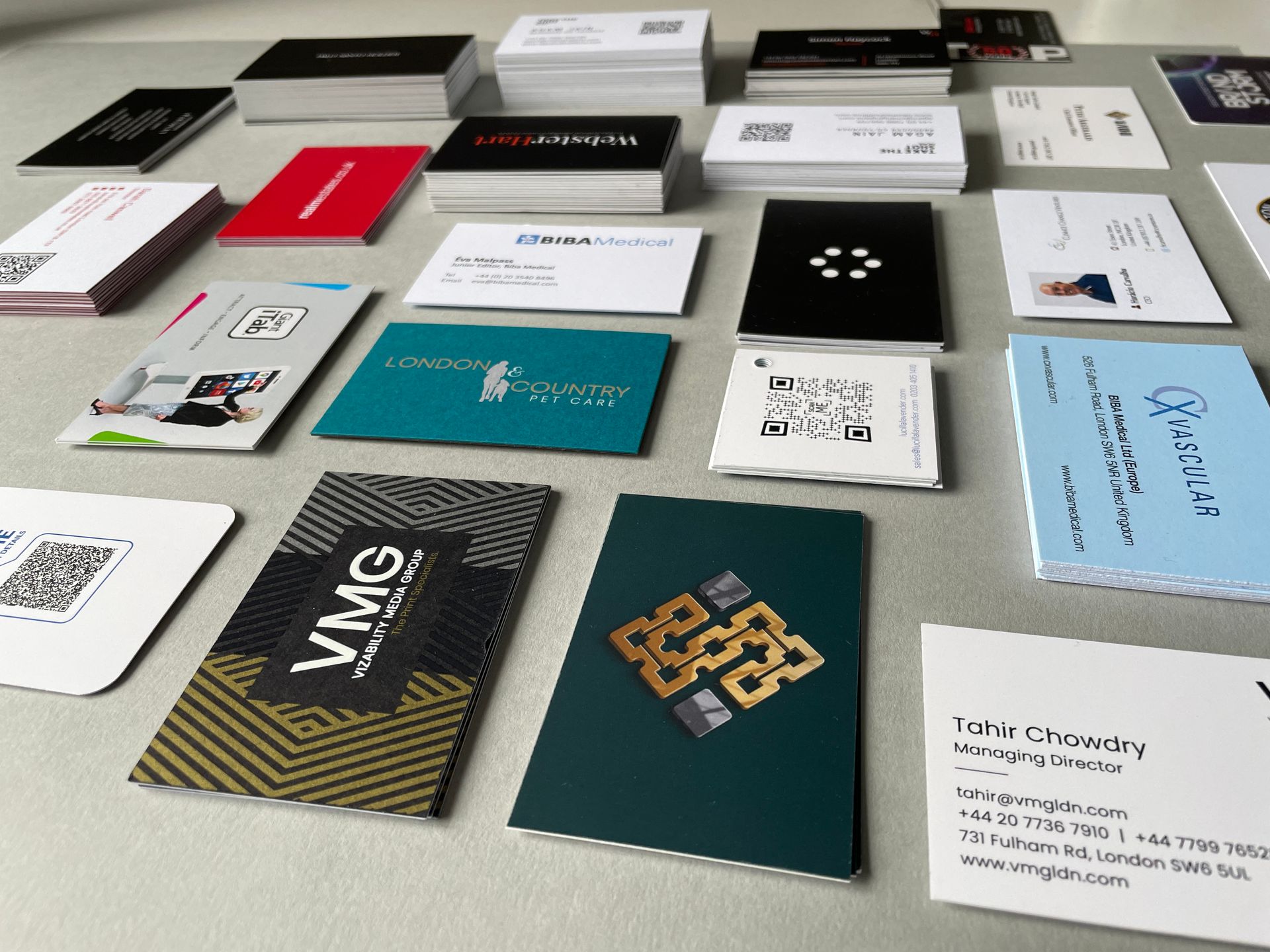 Custom Print & Signs by VMG London