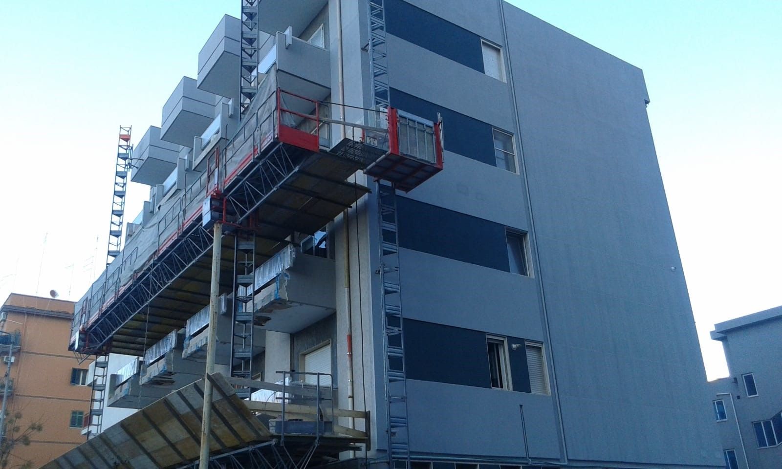 noleggio di ponteggi mobili con Ital Lift Solutions