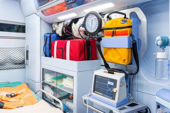ambulanze con personale medico