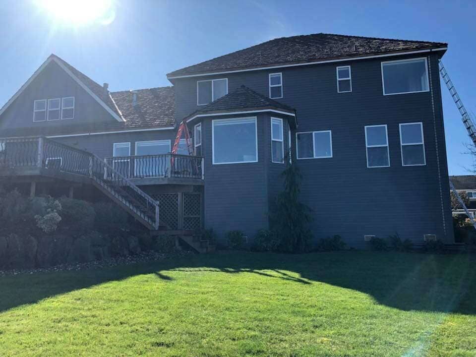 Roofing Installation — Residential House in Newberg, OR