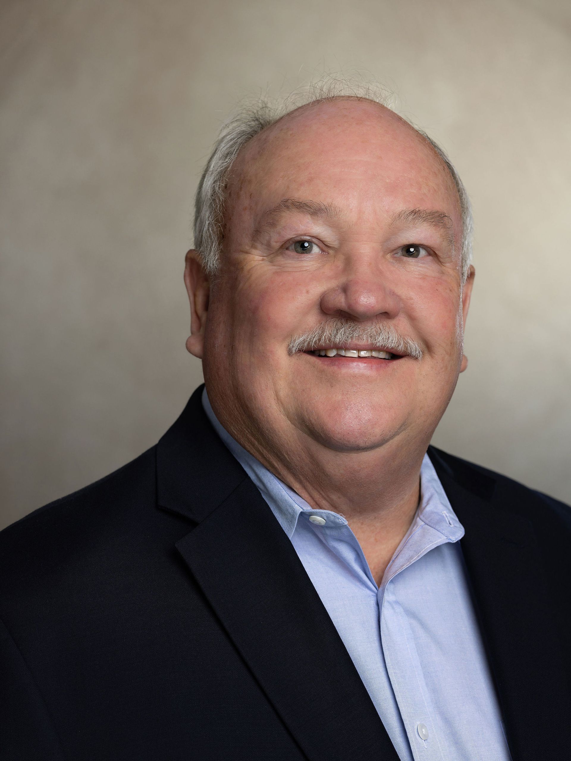 Lee Birmingham headshot