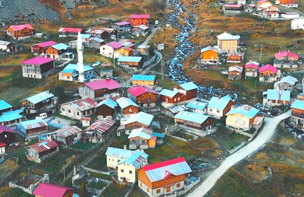 elevit yaylası turu, günübirlik elevit yaylası turu, elevit yaylası çatköyü turu, trabzon çıkışlı günübirlik elevit yaylası turu