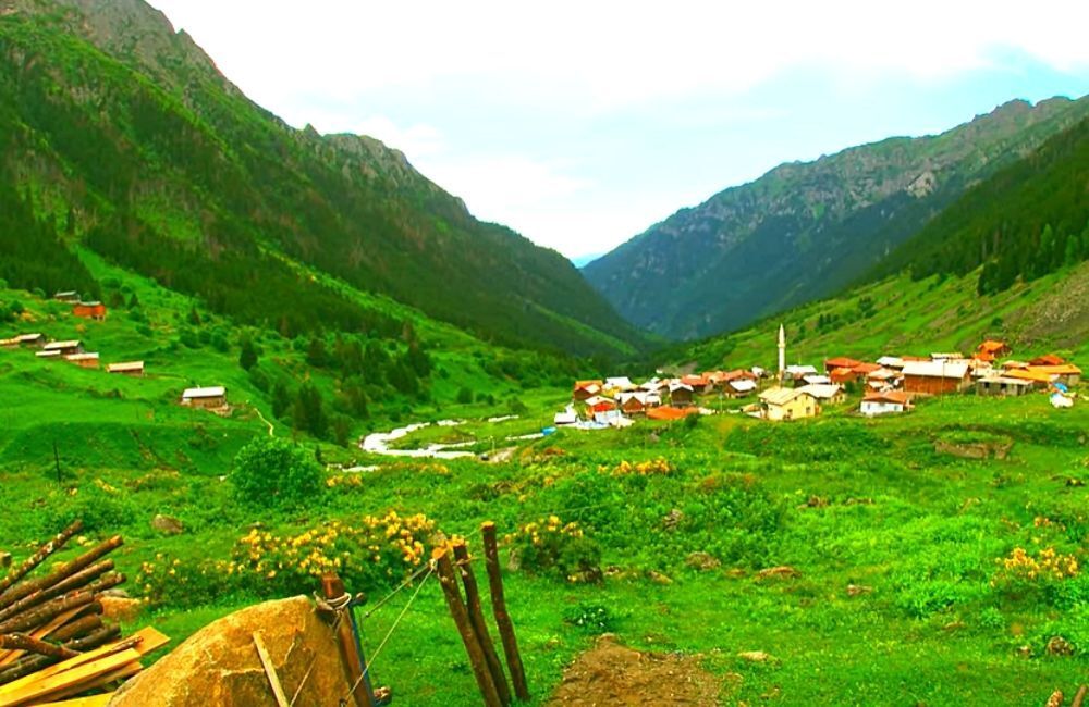 elevit yaylası turu, günübirlik elevit yaylası turu, elevit yaylası çatköyü turu, trabzon çıkışlı günübirlik elevit yaylası turu