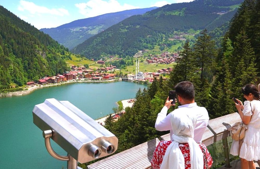 uzungöl turları, günübirlik uzungöl turu, uzungöl yaylası günübirlik turlar, trabzon çıkışlı günübirlik uzungöl turu