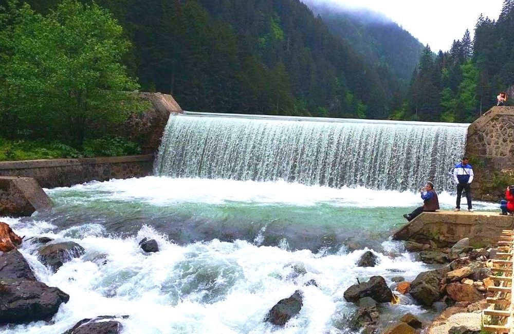 uzungöl turları, günübirlik uzungöl turu, uzungöl yaylası günübirlik turlar, trabzon çıkışlı günübirlik uzungöl turu