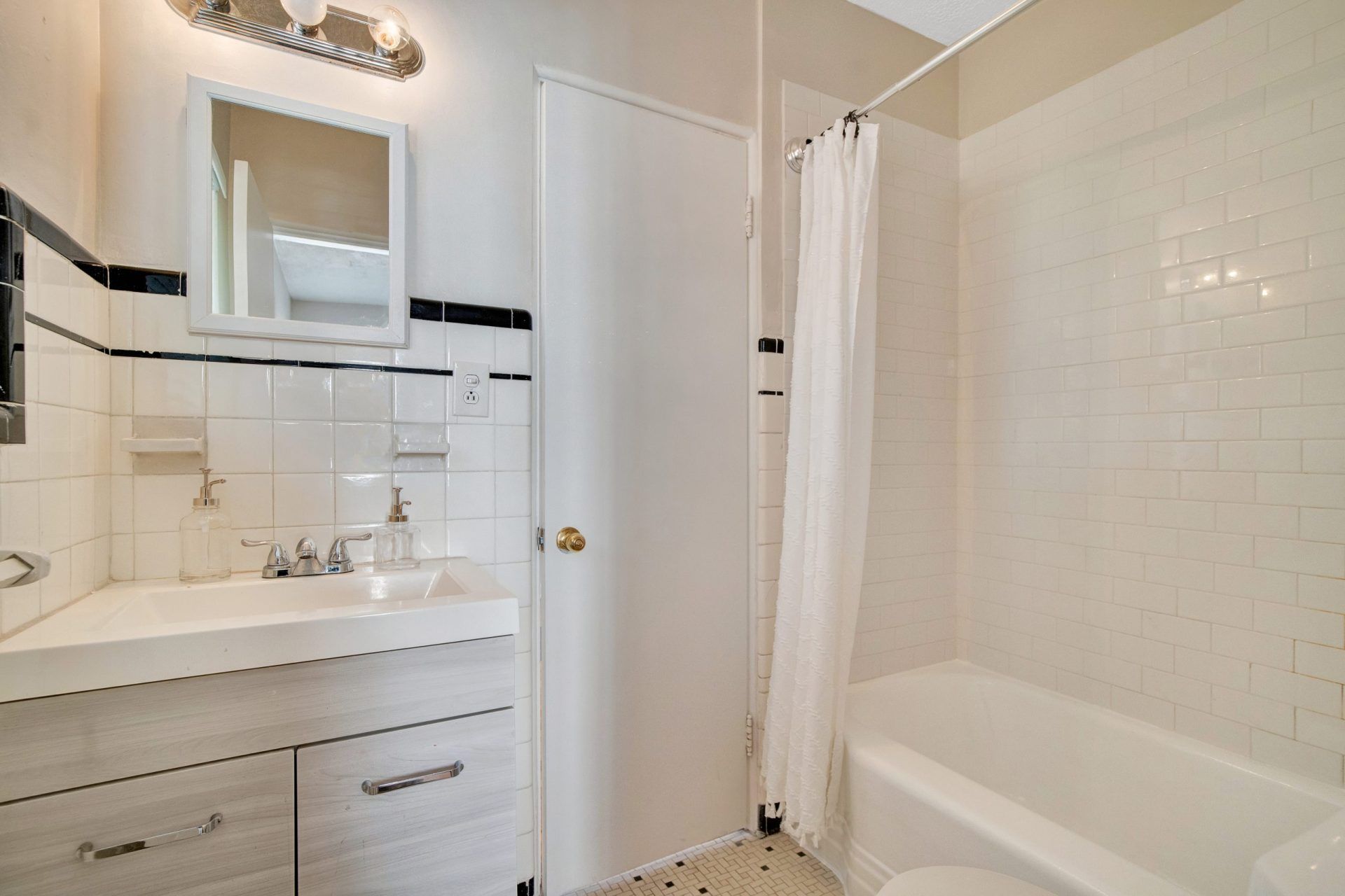 Bathroom at Park Lake Villas in Orlando, FL.