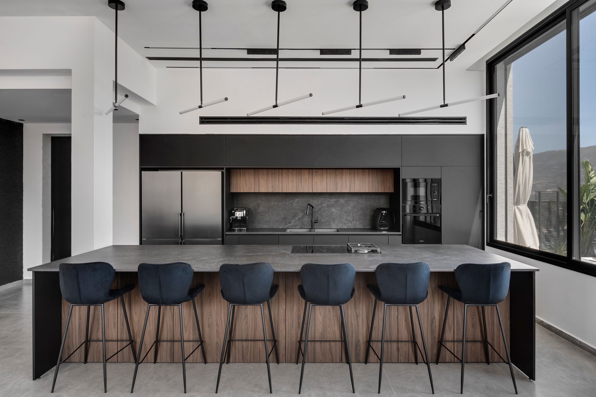 Emily resort миколая