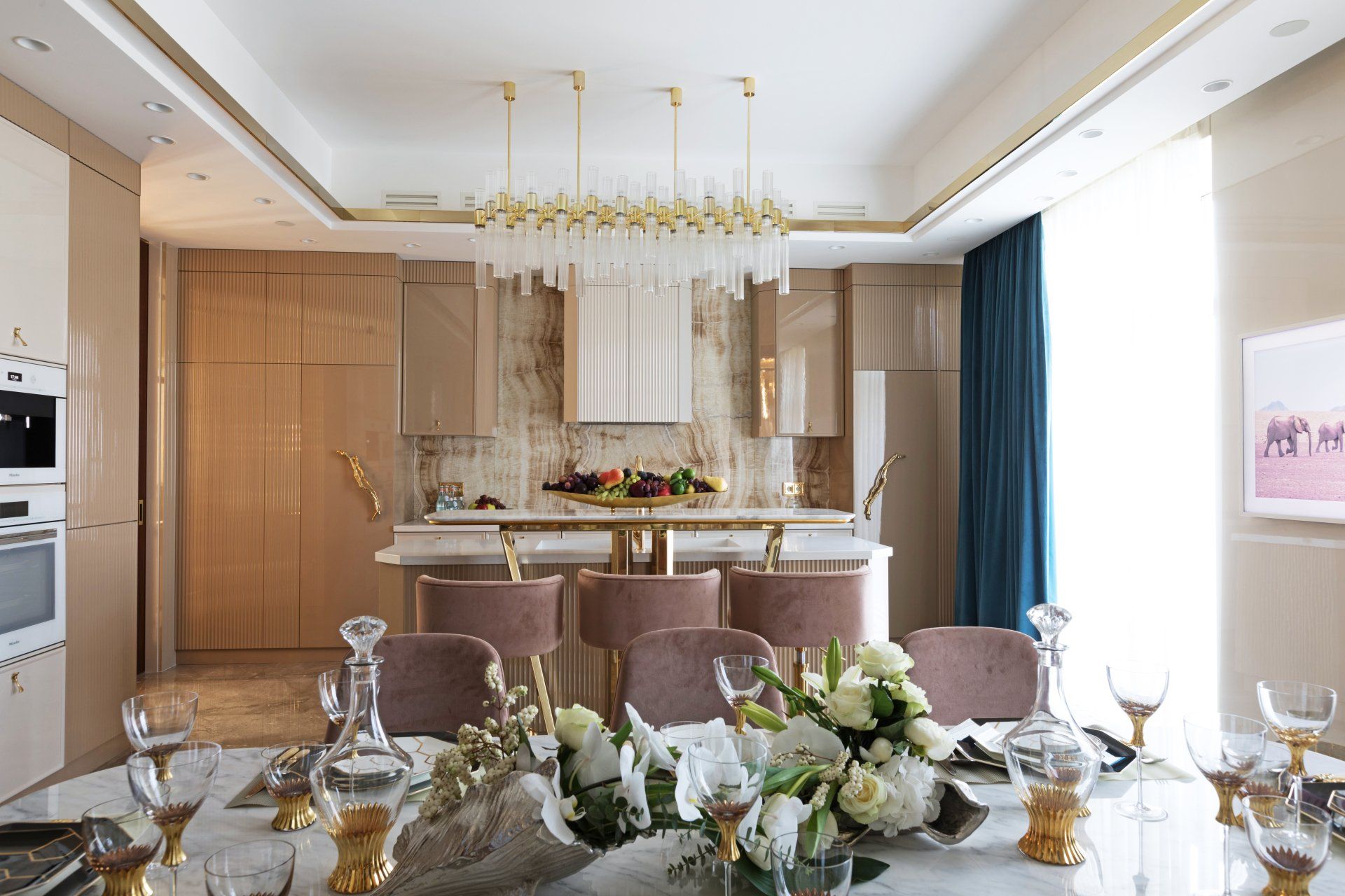 Pulling together a dining room