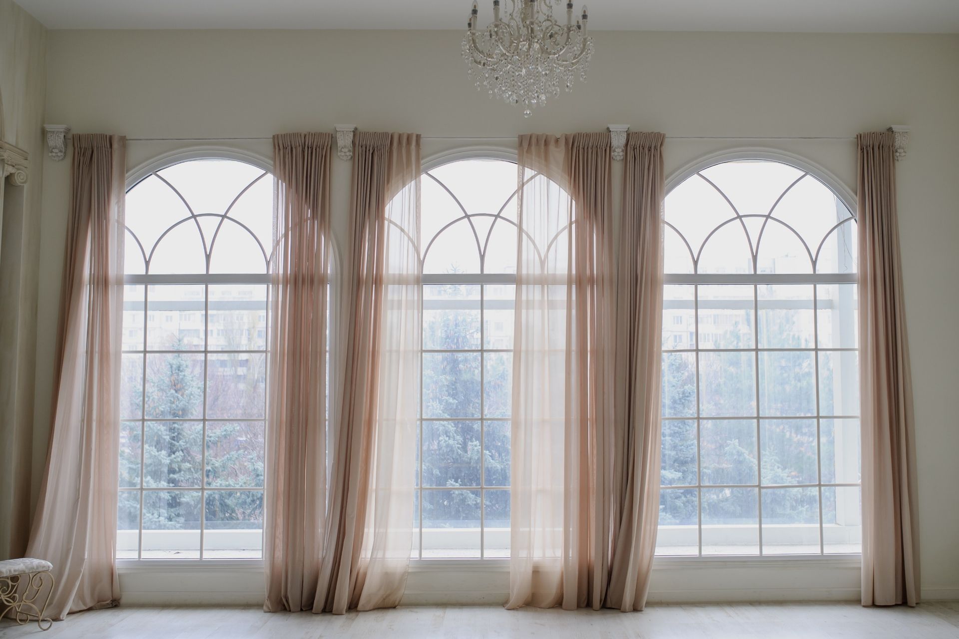 Arizona Window Treatment Tips to Maximize Comfort & Efficiency