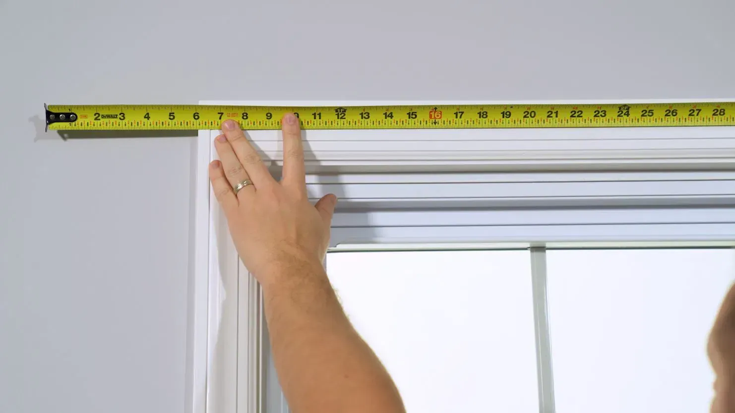 How to Measure and Install Blinds