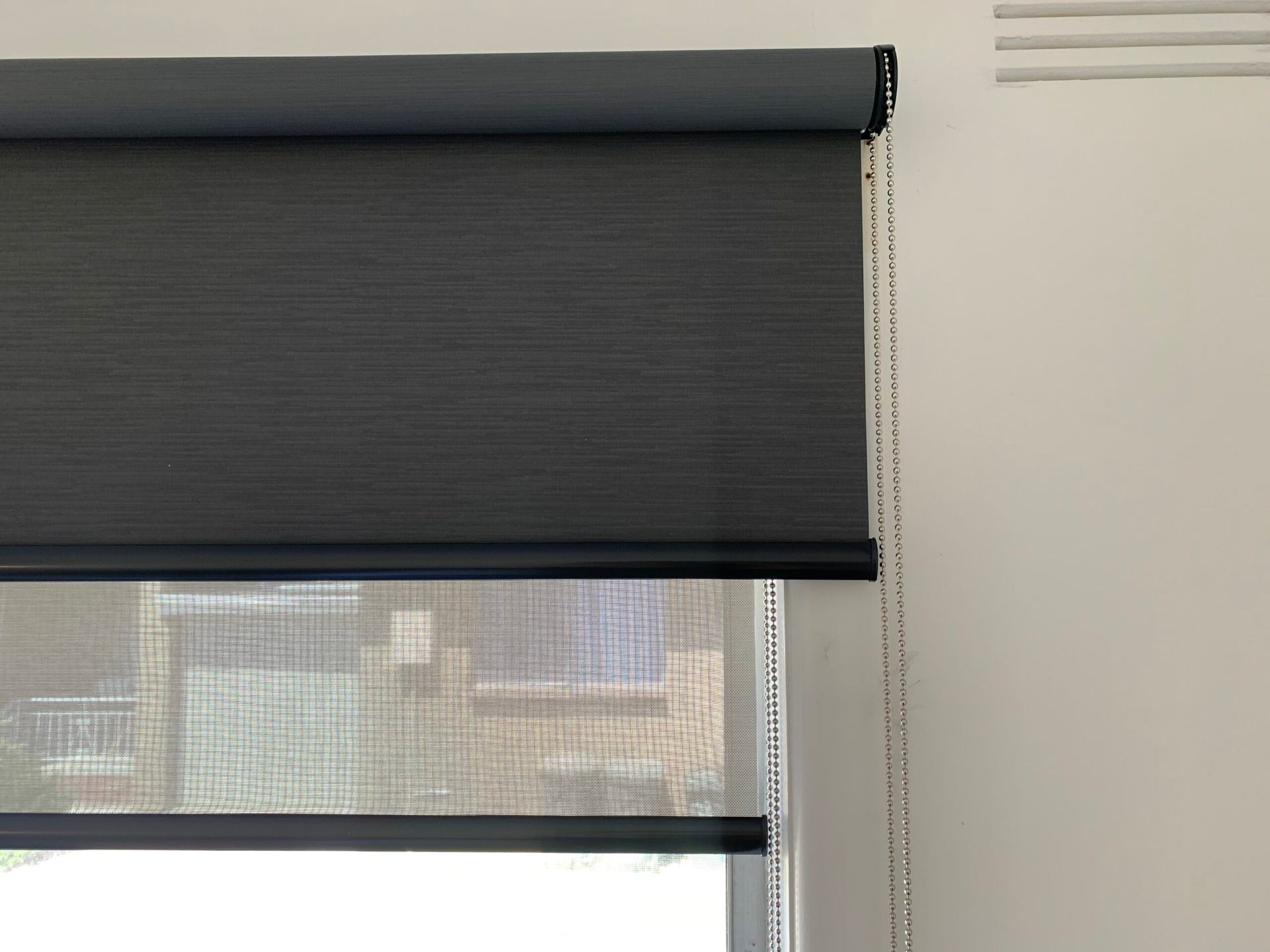 Key Benefits That Make Dual Shades Worth It