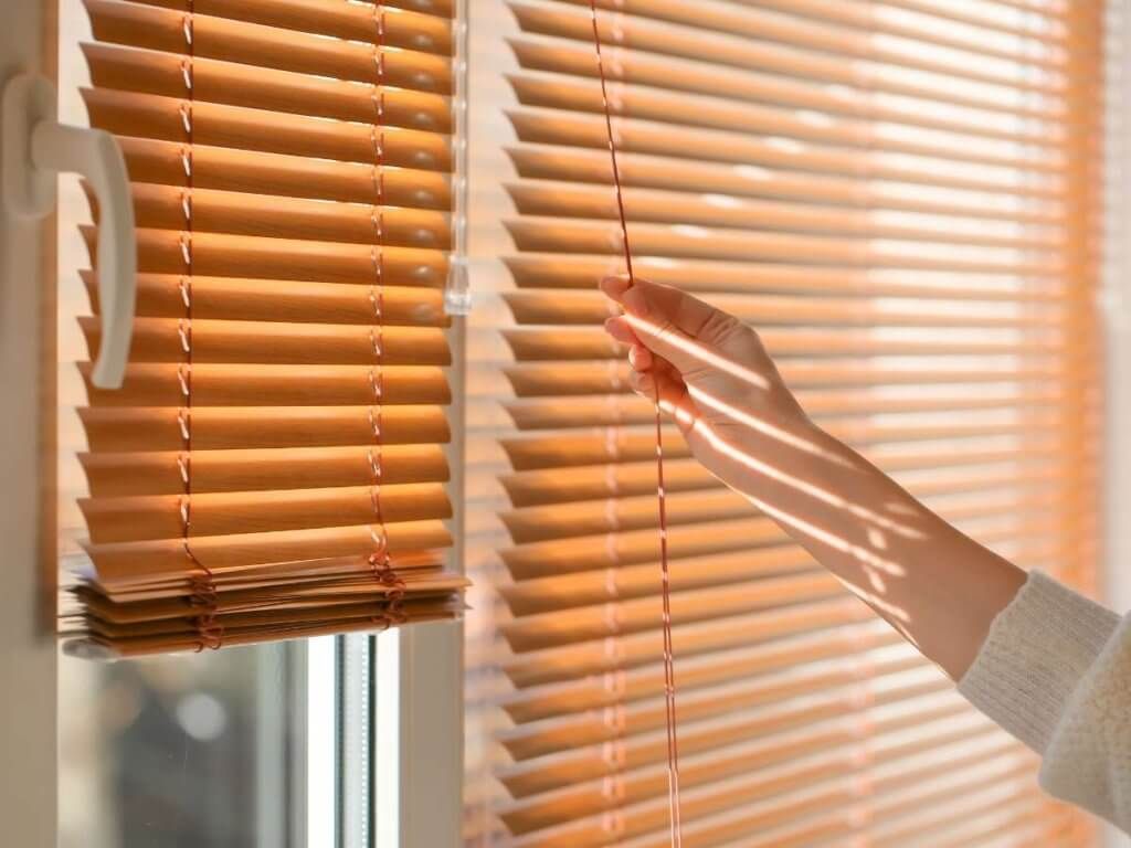 Seasonal Differences: Blinds in Summer vs. Winter