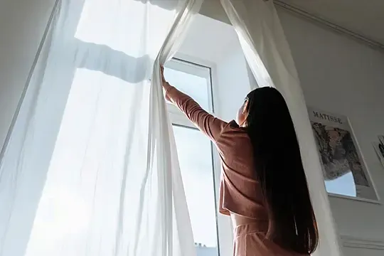 Top Window Treatment Mistakes People Make in Hot, Dry Climates