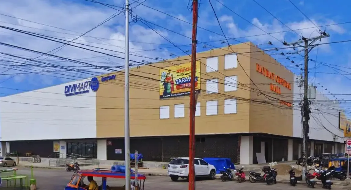 The Baybay Central Mall building in Andres Bonifacio St, Baybay City, Leyte, Philippines