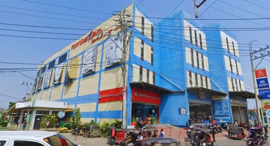 Fortune King Central Mart building in Antero Soriano Highway, Naic, Cavite