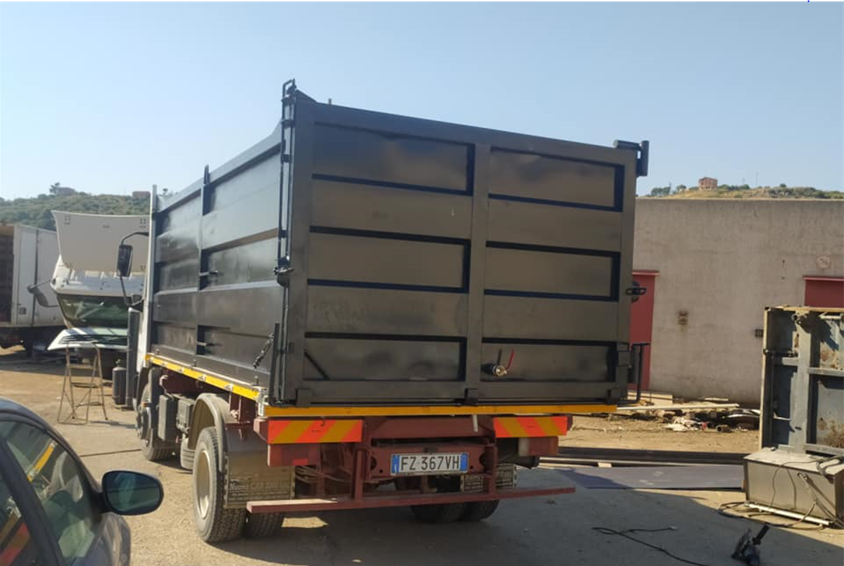 ALLESTIMENTI VEICOLI INDUSTRIALI ESPOSTO