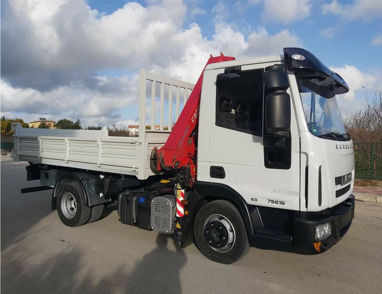 ALLESTIMENTI VEICOLI INDUSTRIALI ESPOSTO