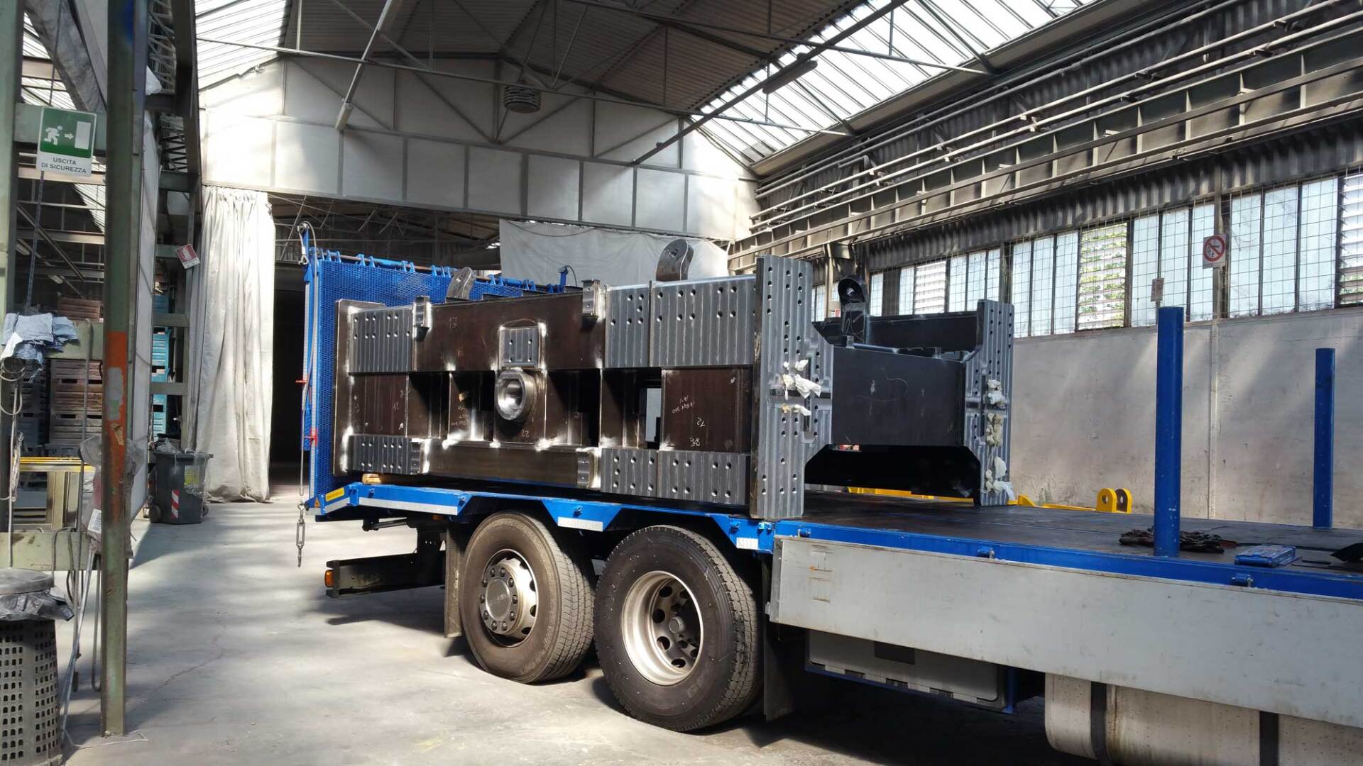 rimorchio veicolo industriale