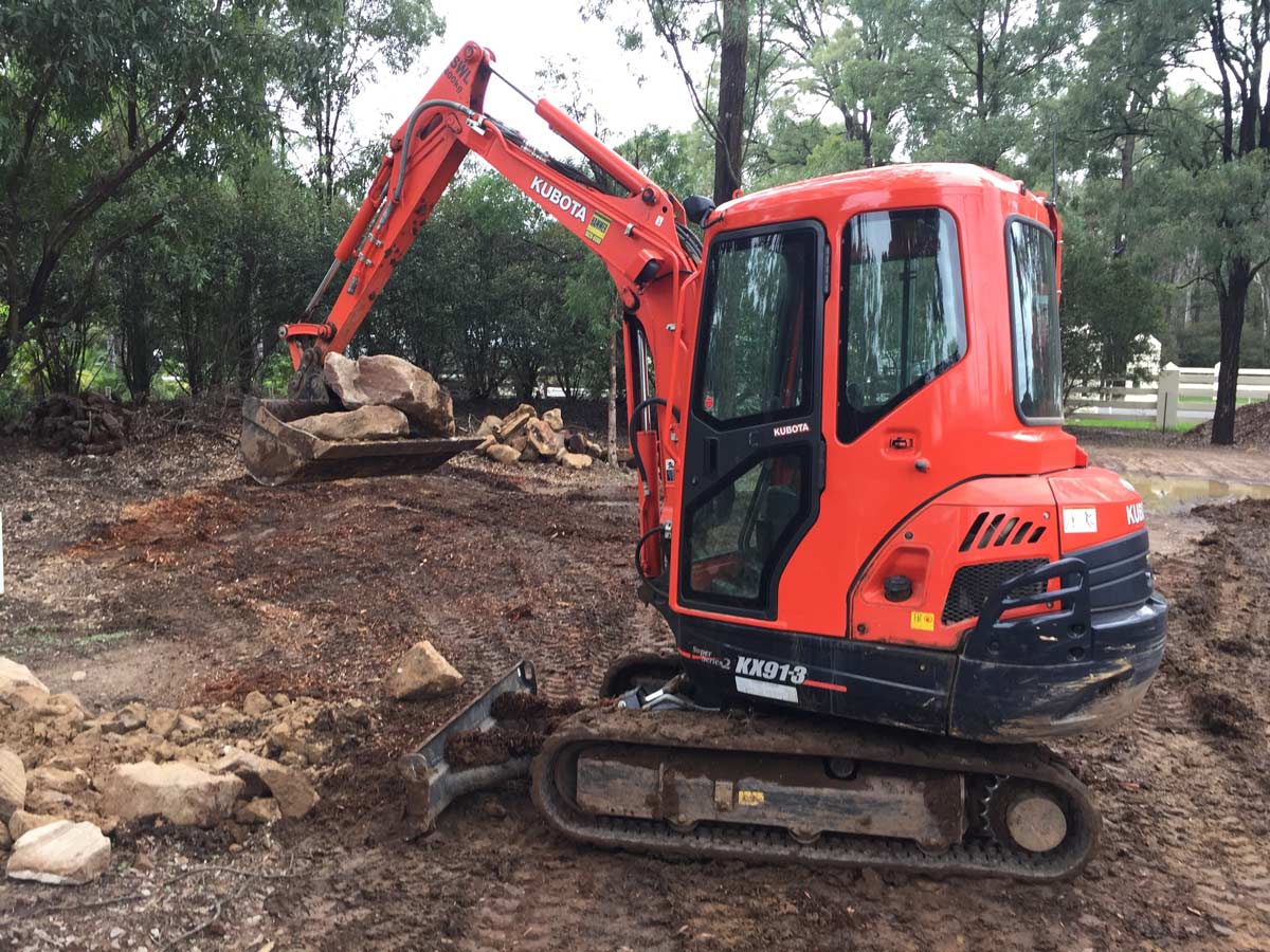Moving Big Rocks — Penrith, NSW — Colonial Earthmoving