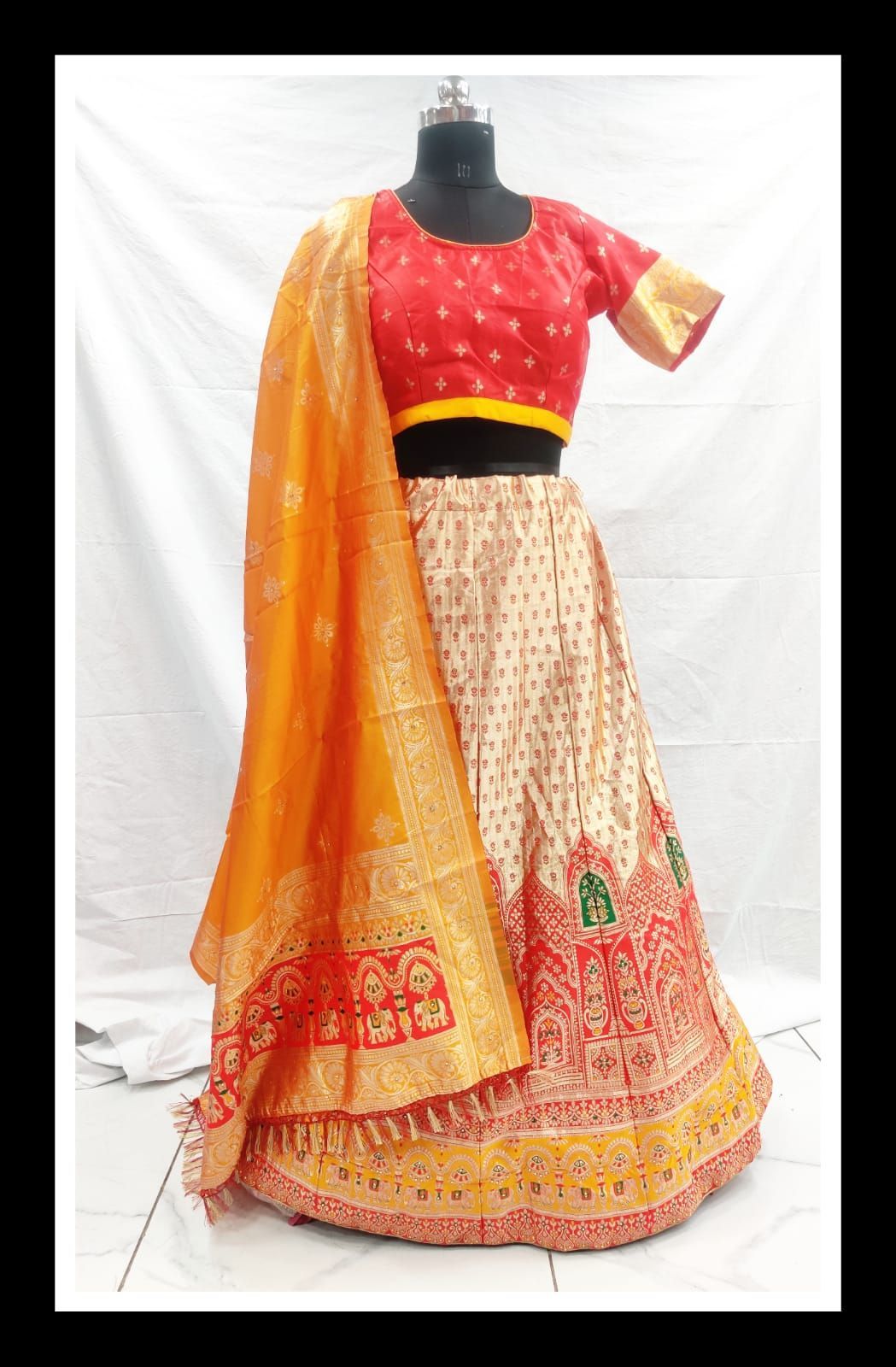 Banaras heavy silk with zarkan - $102