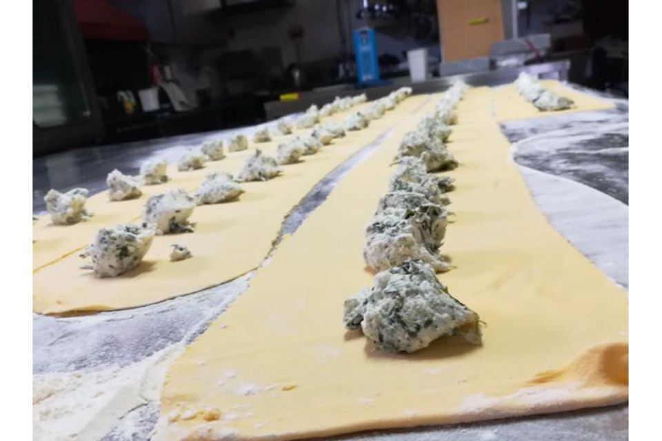 preparazione di pasta fresca ripiena