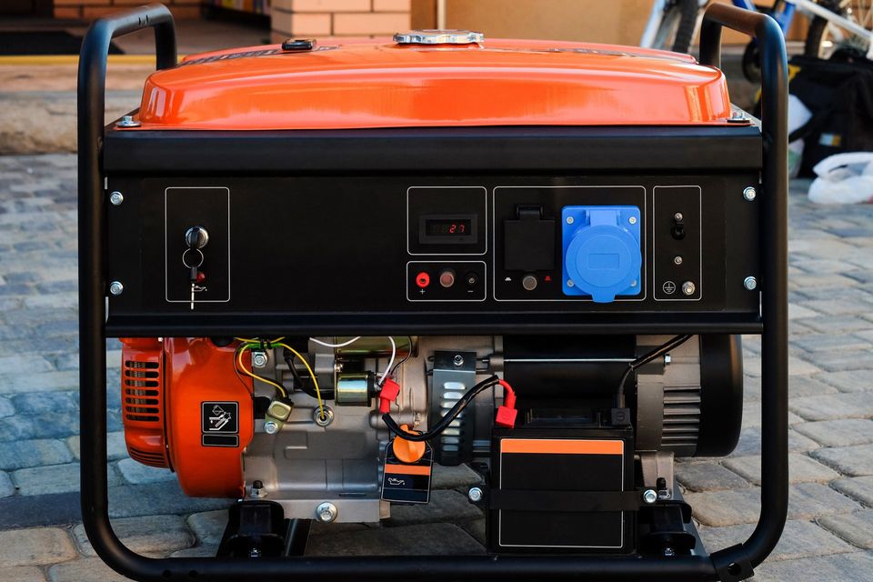 how much does it cost to install a whole house generator?