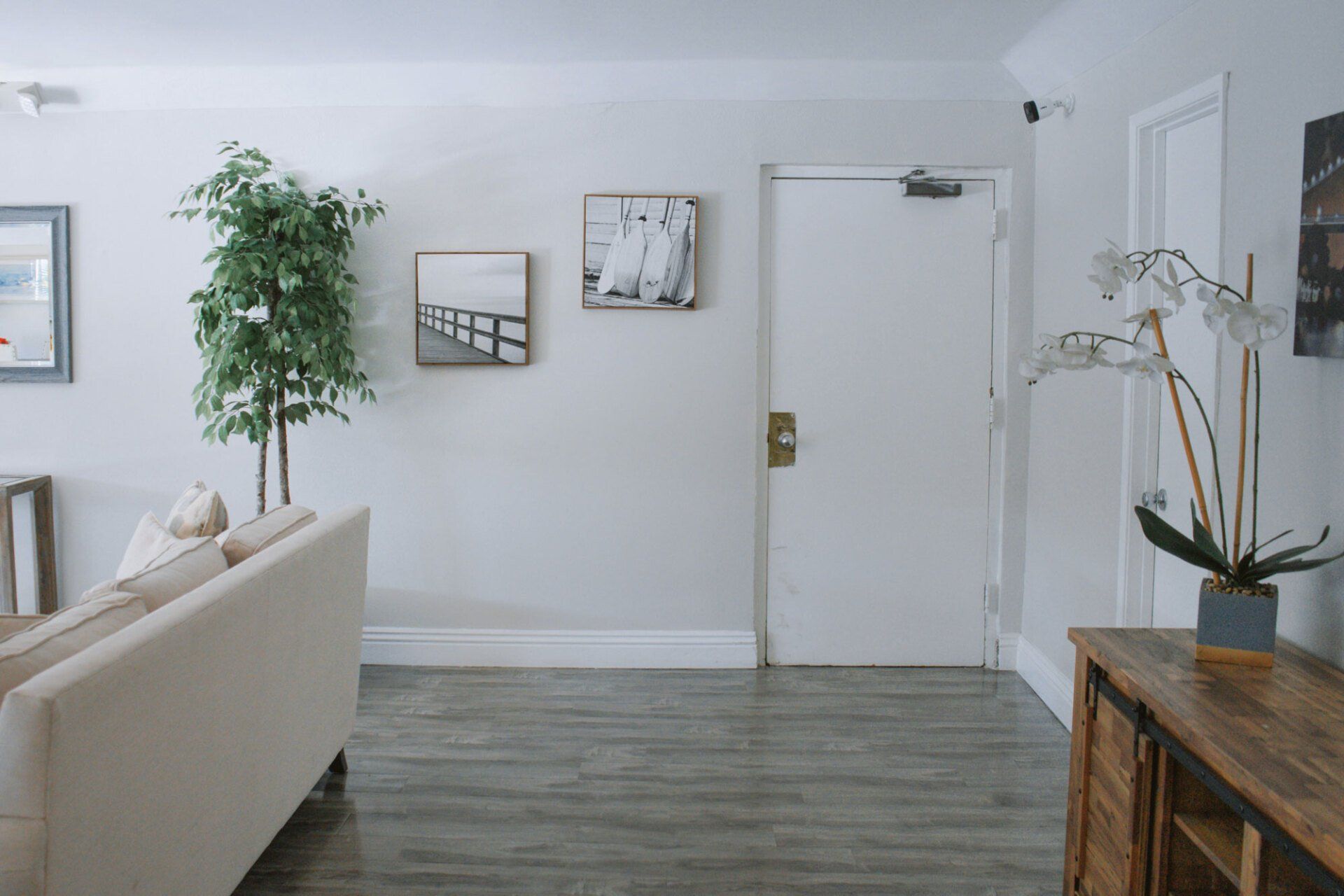 Premier Apartments Photo Gallery