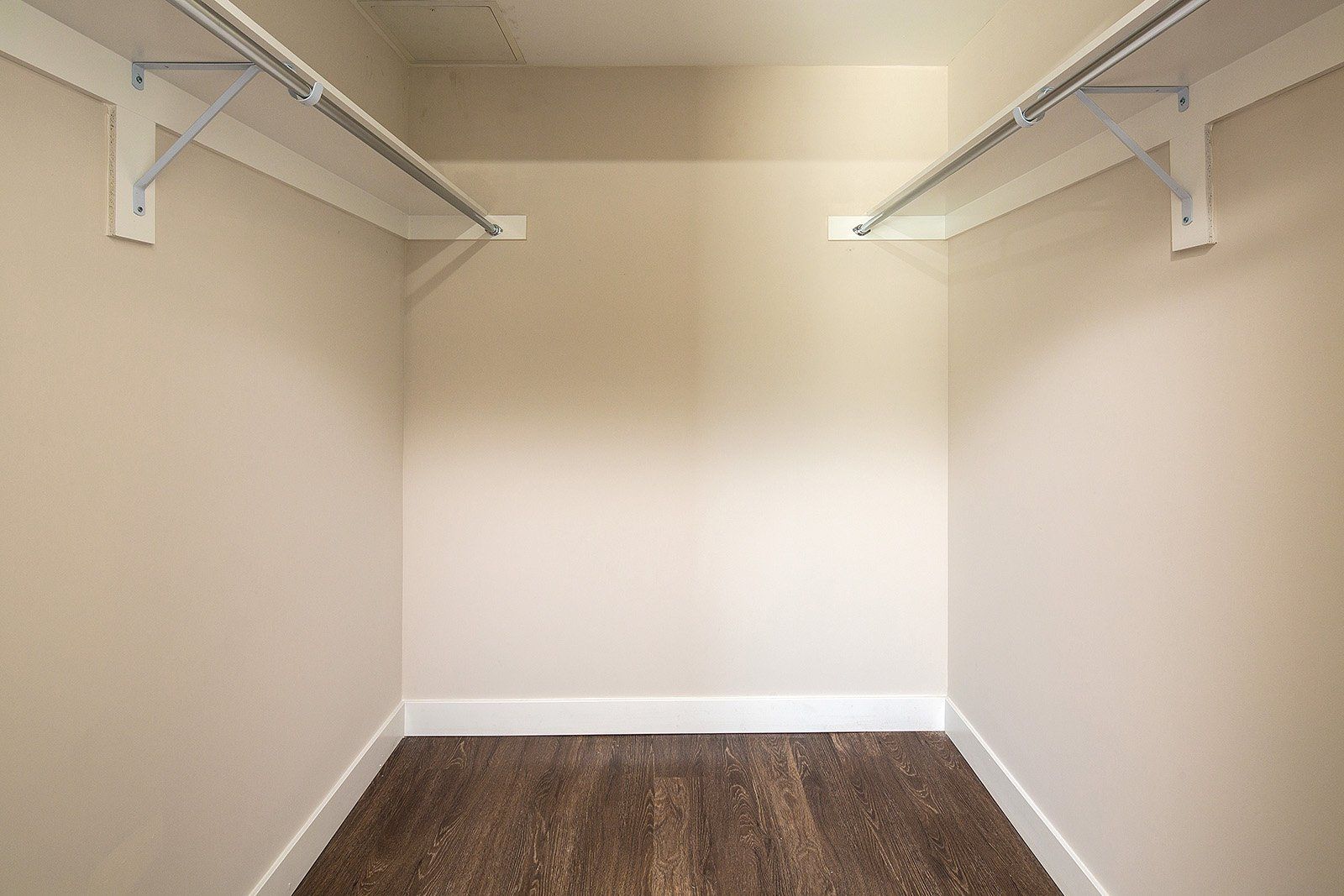 NoHo 5500 Photo Gallery