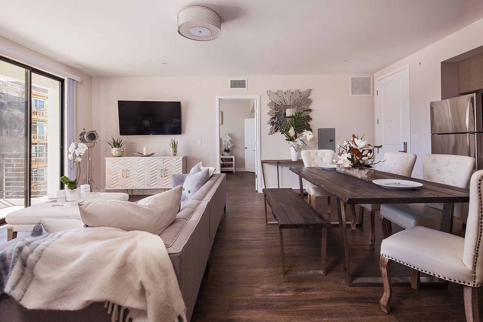 NoHo 5500 Photo Gallery