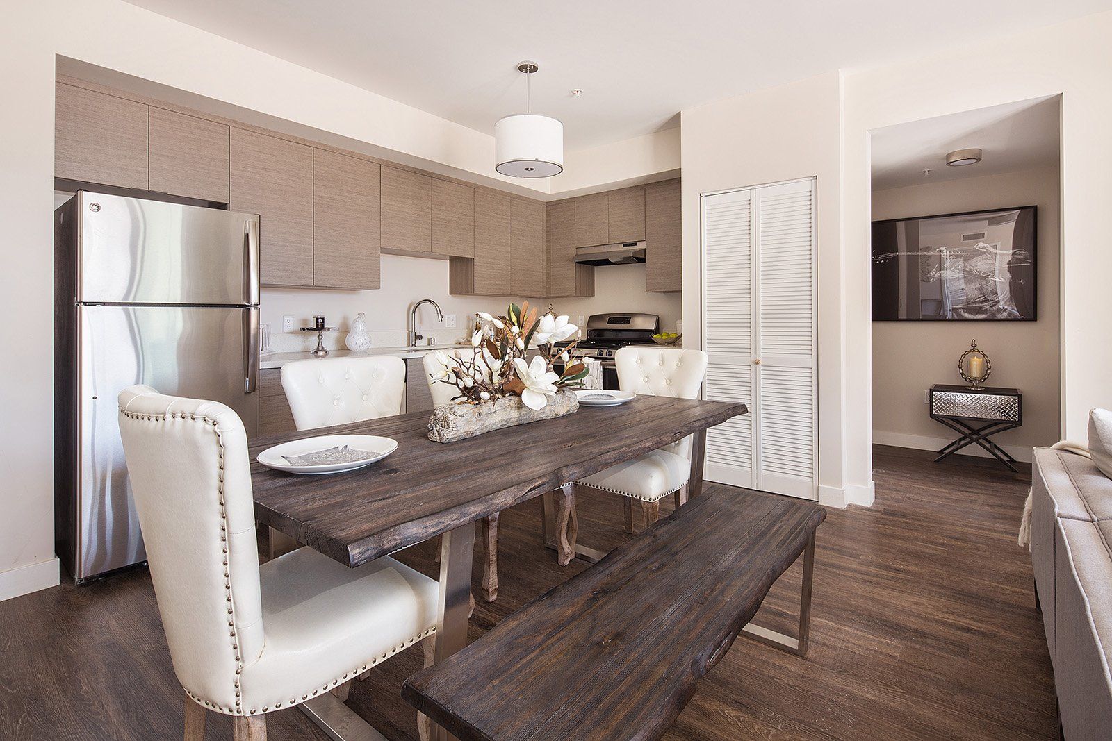 NoHo 5500 Photo Gallery