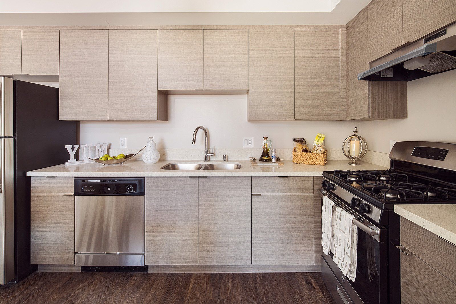 NoHo 5500 Photo Gallery