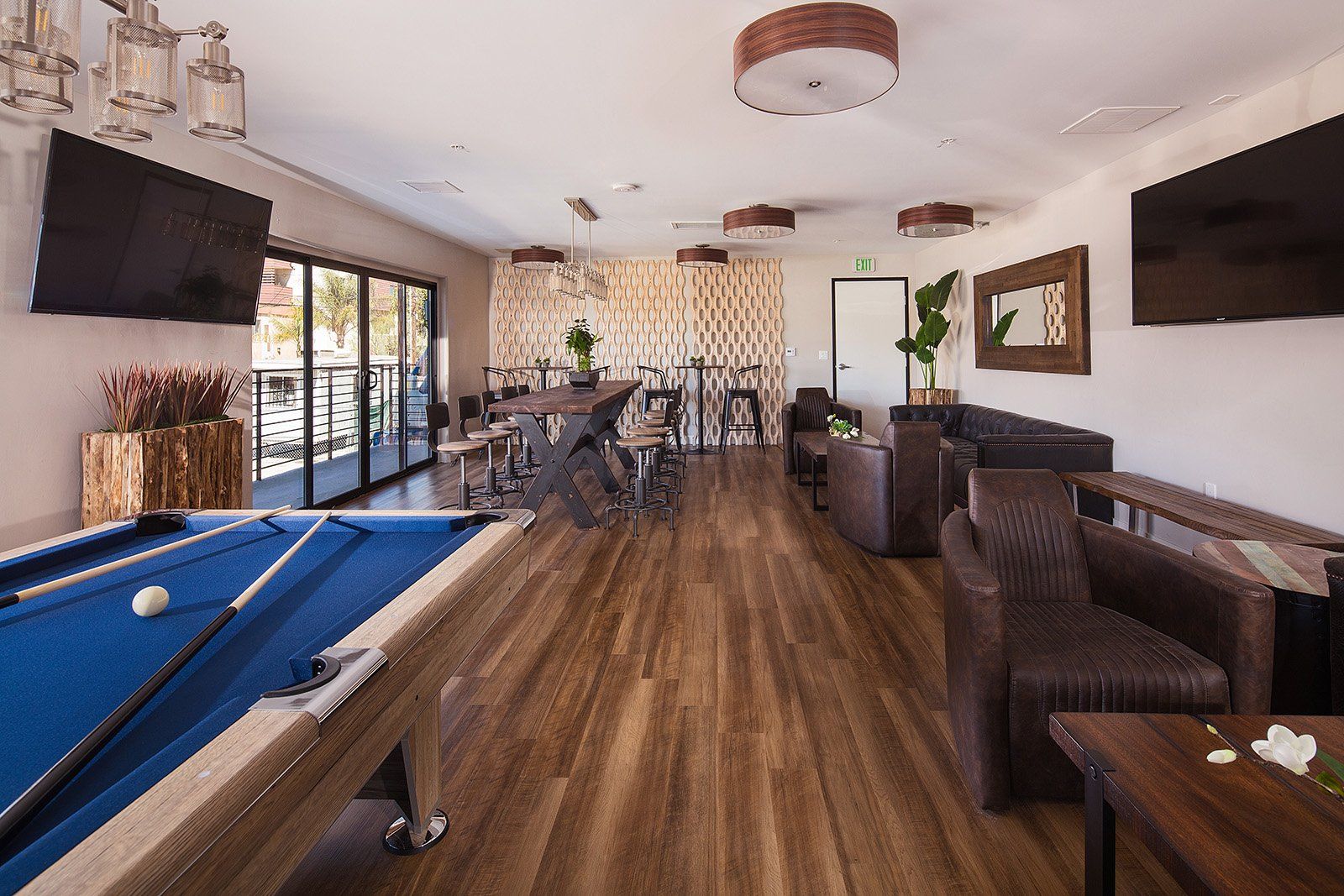 NoHo 5500 Photo Gallery
