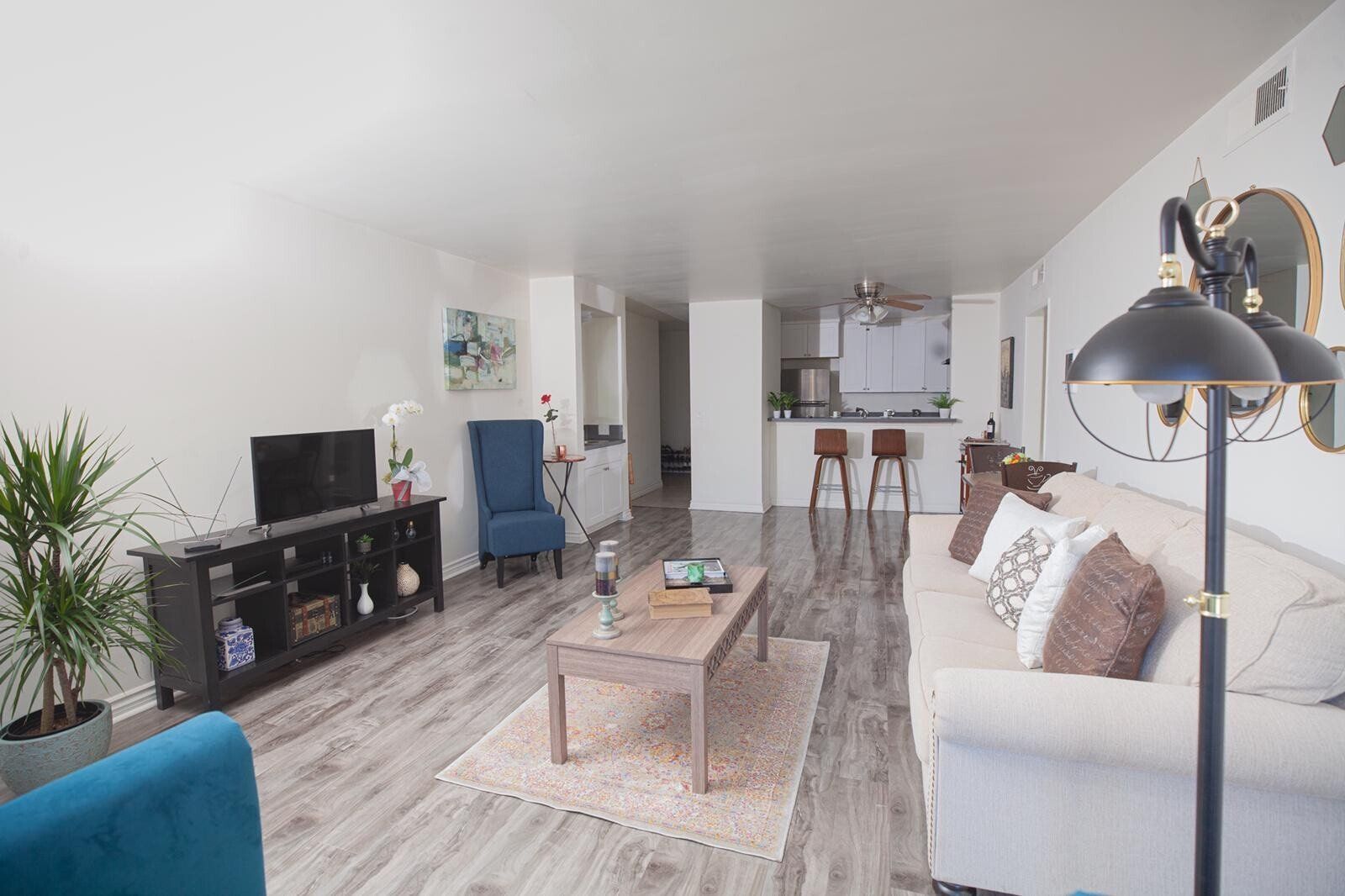 Premier Apartments Photo Gallery