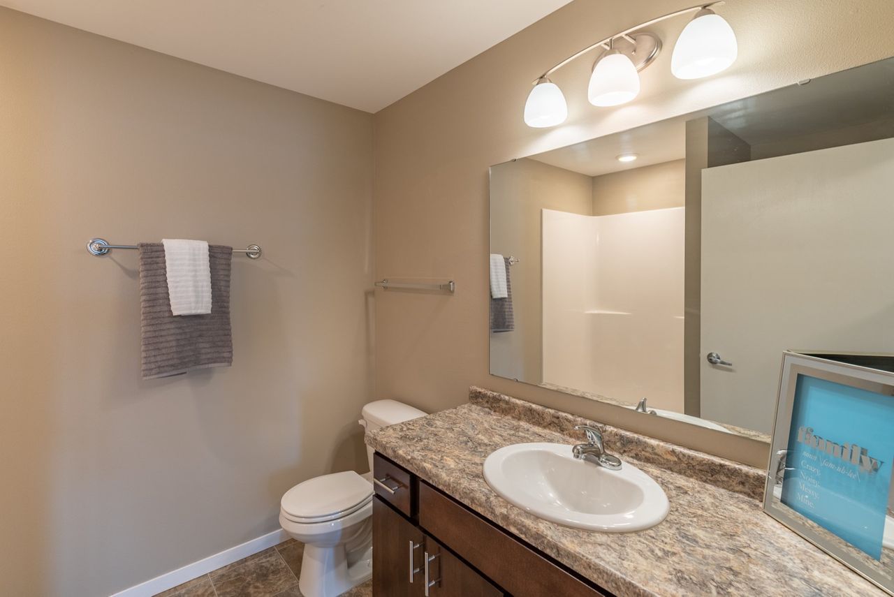 cottage grove bathroom