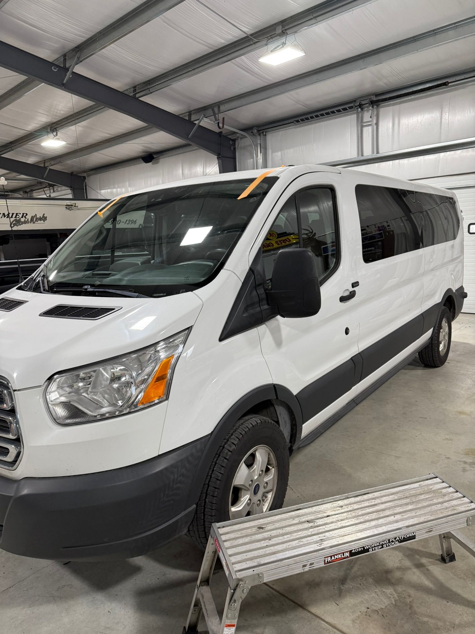 Commercial fleet windshield replacement in Columbus, NE