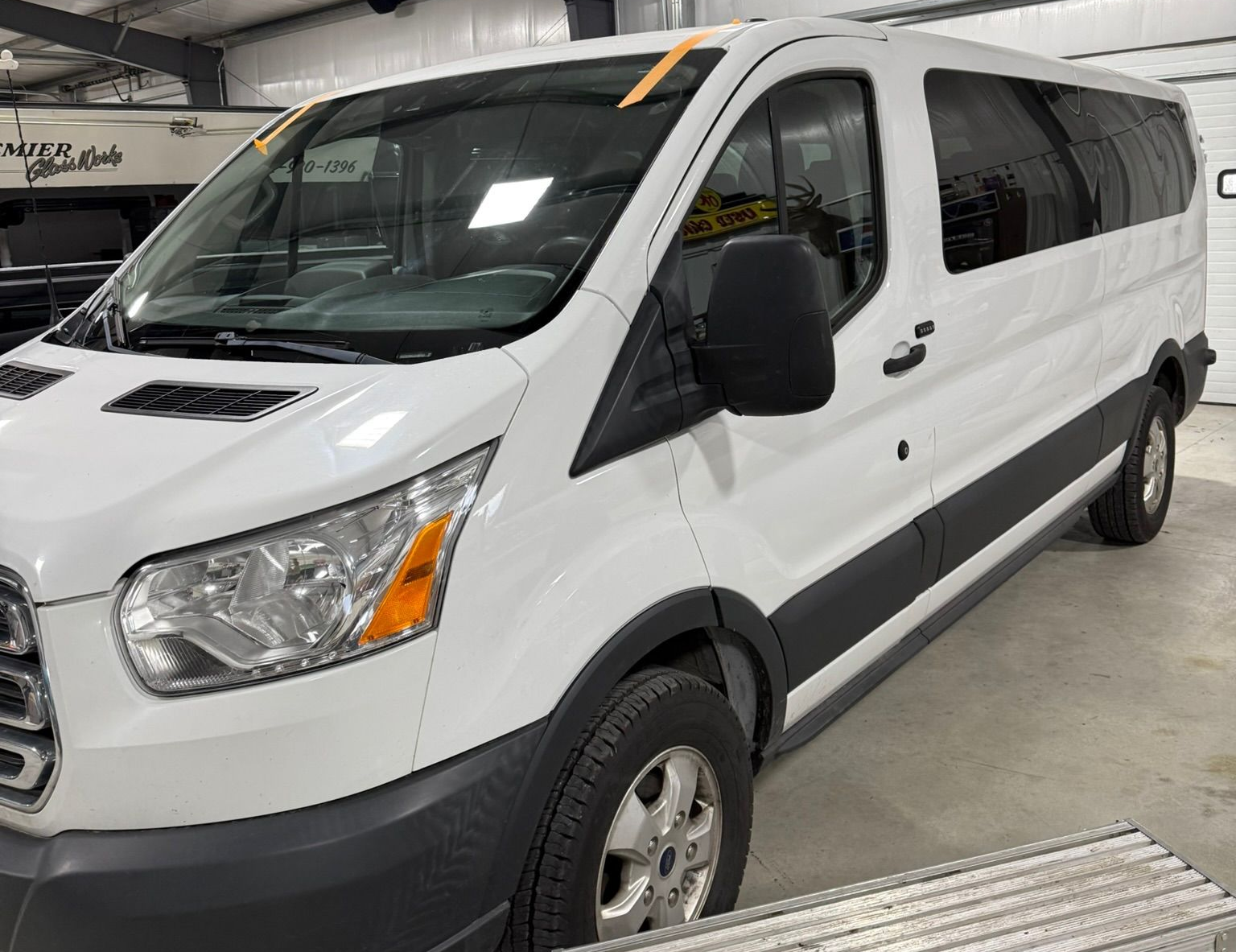 Windshield replacement in Schuyler, NE