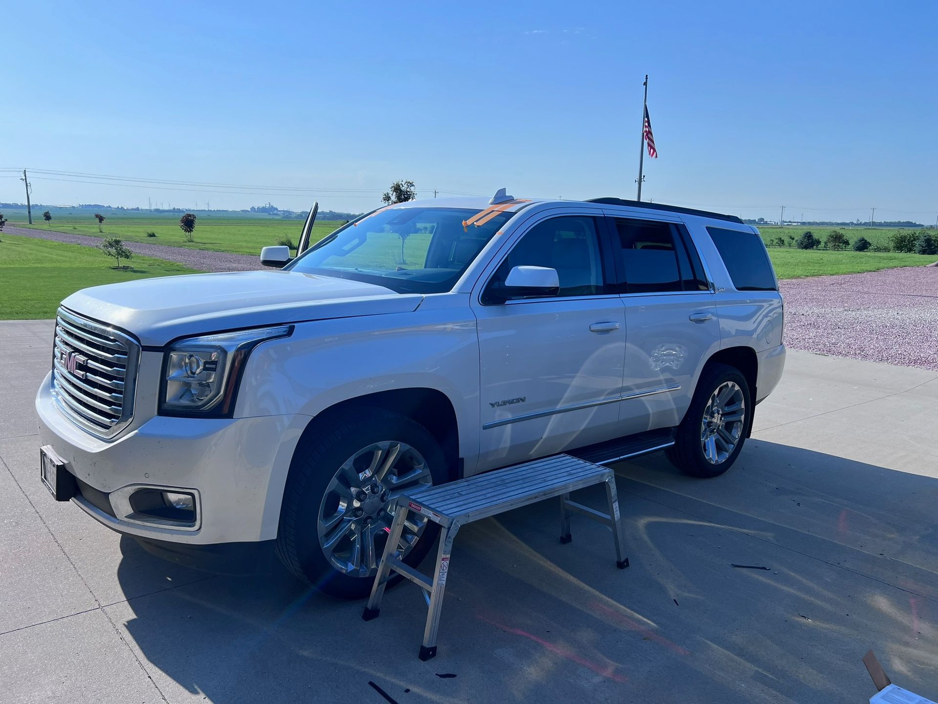 Mobile windshield replacement in Columbus, NE