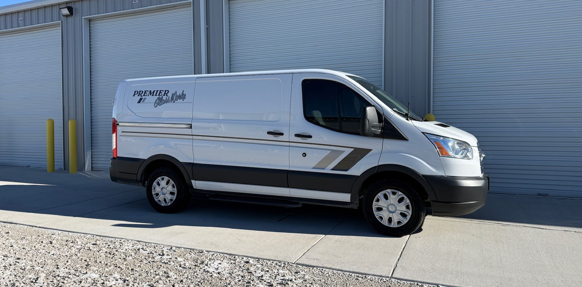 Windshield replacement in Columbus, NE