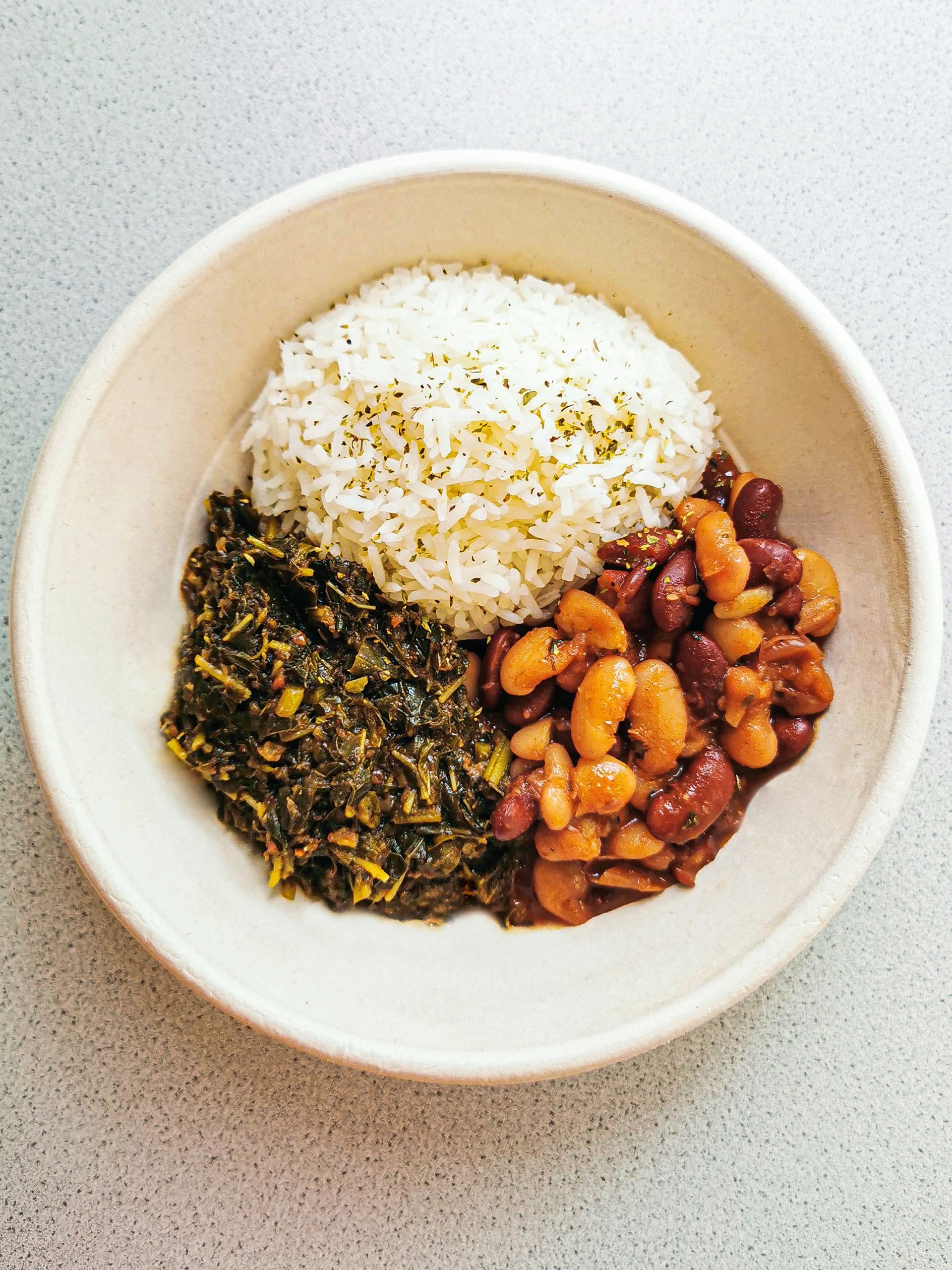 Madesu, kongolesisch, Bomozika, Din Afroschmaus, Bohnen, Bitéku-Téku, Amaranthblätter, Amaranth leaves , congolese food, beans stew, afrikanisch essen, african food