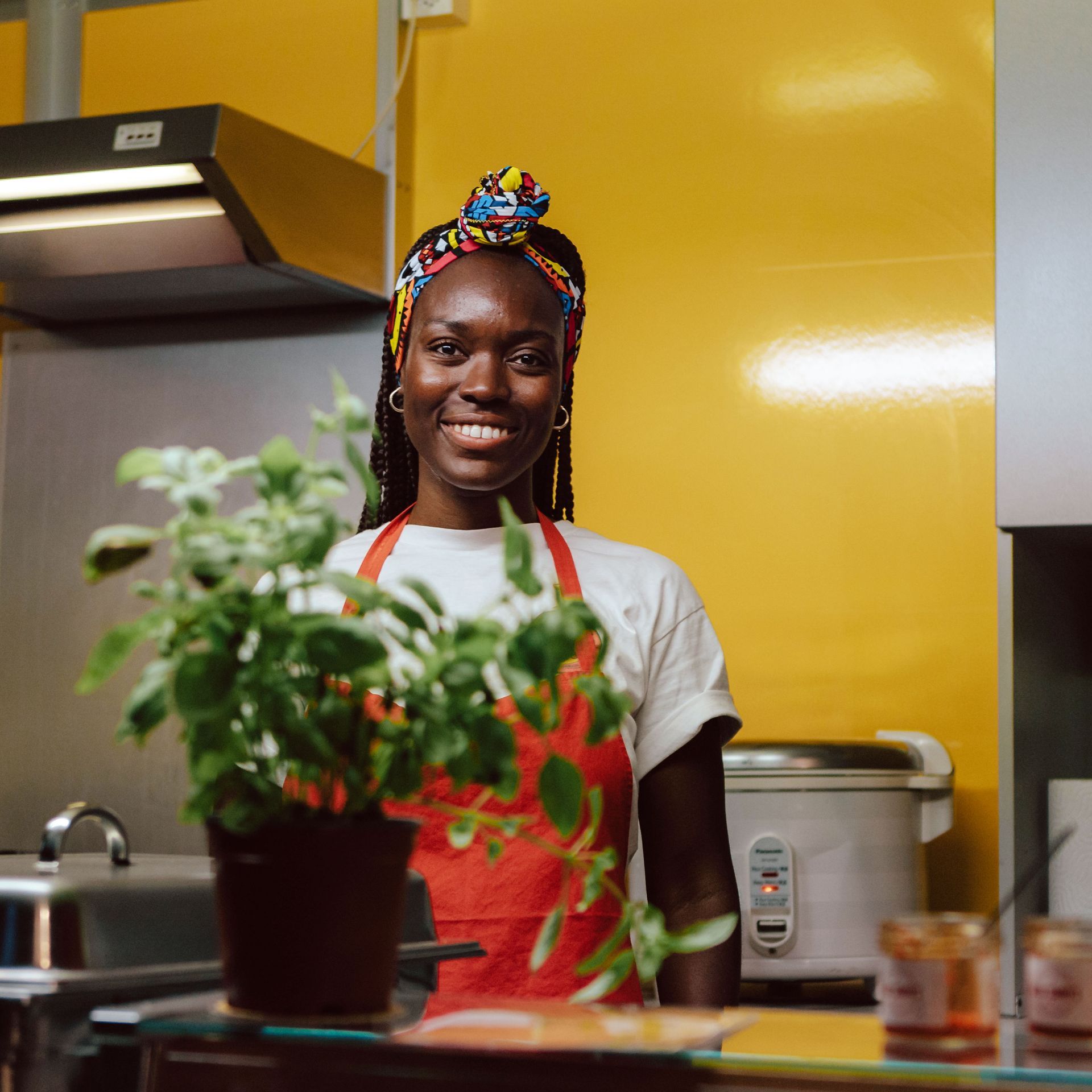 Bomzika_Gründerin_Founder_Inhaberin_Owner_ueber_uns_kongolesisch_congolese_afrikanisch_african_foodtruck_restauranta_catering_delivery