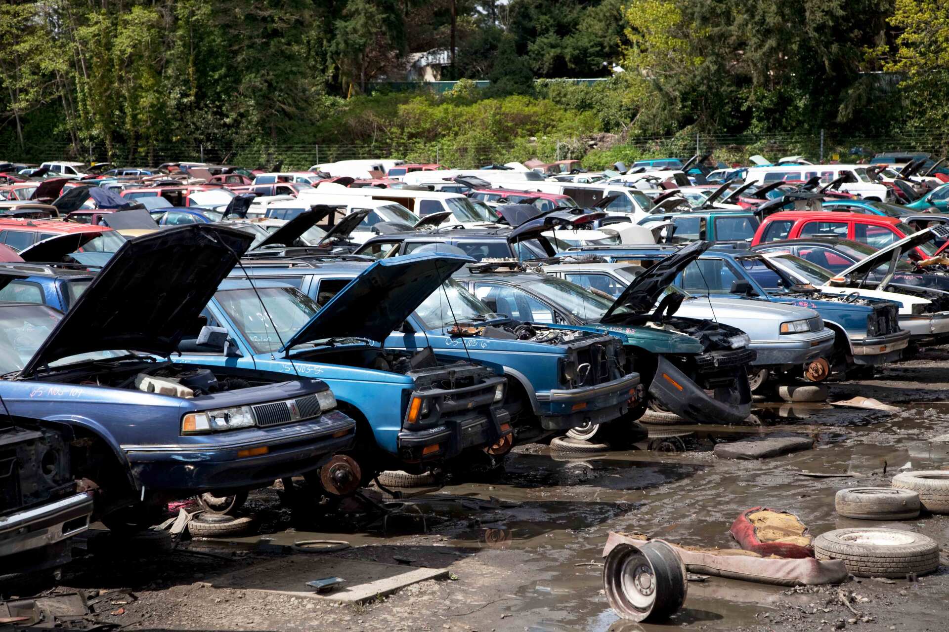 Automobile Junkyard — Galion, OH — Innovative Recycling