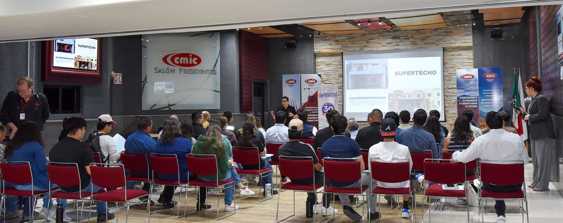 Charla en el marco de nuestro 30º Aniversario en la Cámara Mexicana de la Industria de la Construcción CMIC Sonora.