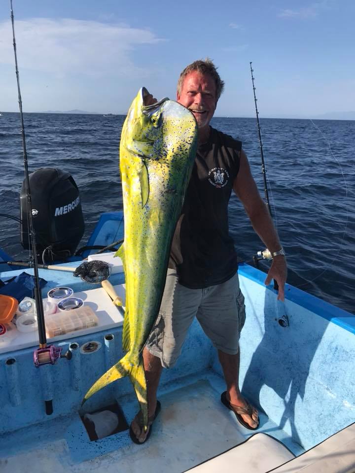 Beautiful Mahi Mahi fishing in Loreto