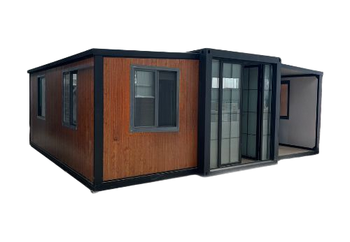 Casa container marrom e preta com janelas e portas de vidro deslizantes, ao ar livre.