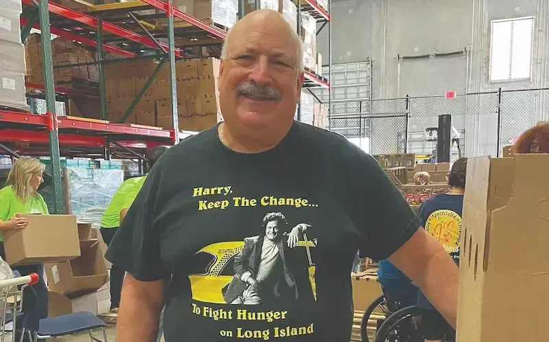 Palm Beach County food bank volunteer, Larry Kessler