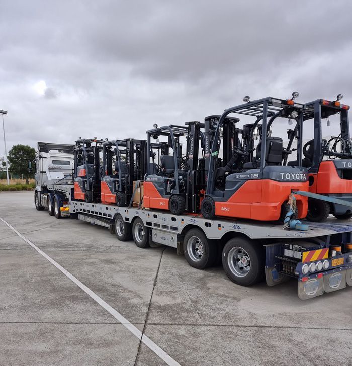 Transportation Trucking Carrying Machines — Ballarat Supatilt in Delacombe, VIC