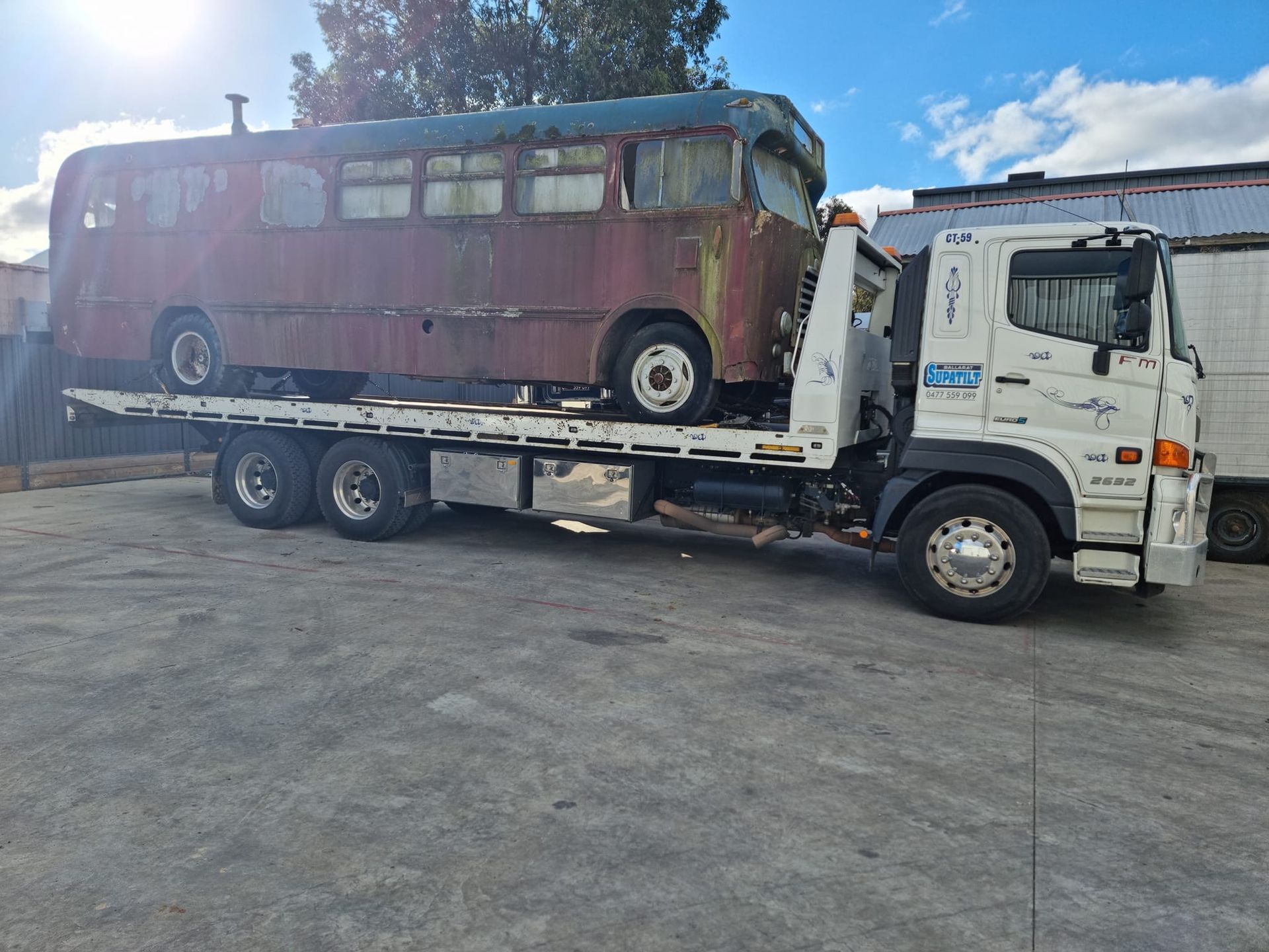 Camping Caravan Parked — Ballarat Supatilt in Delacombe, VIC