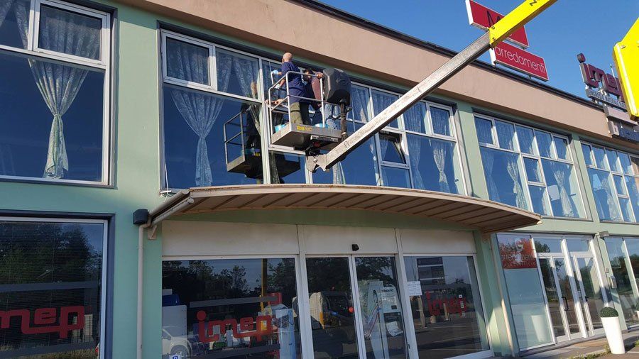 pulizia vetri esterni