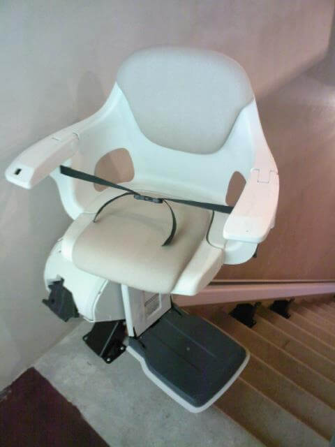 Vendita di piattaforme elevatrici per disabili